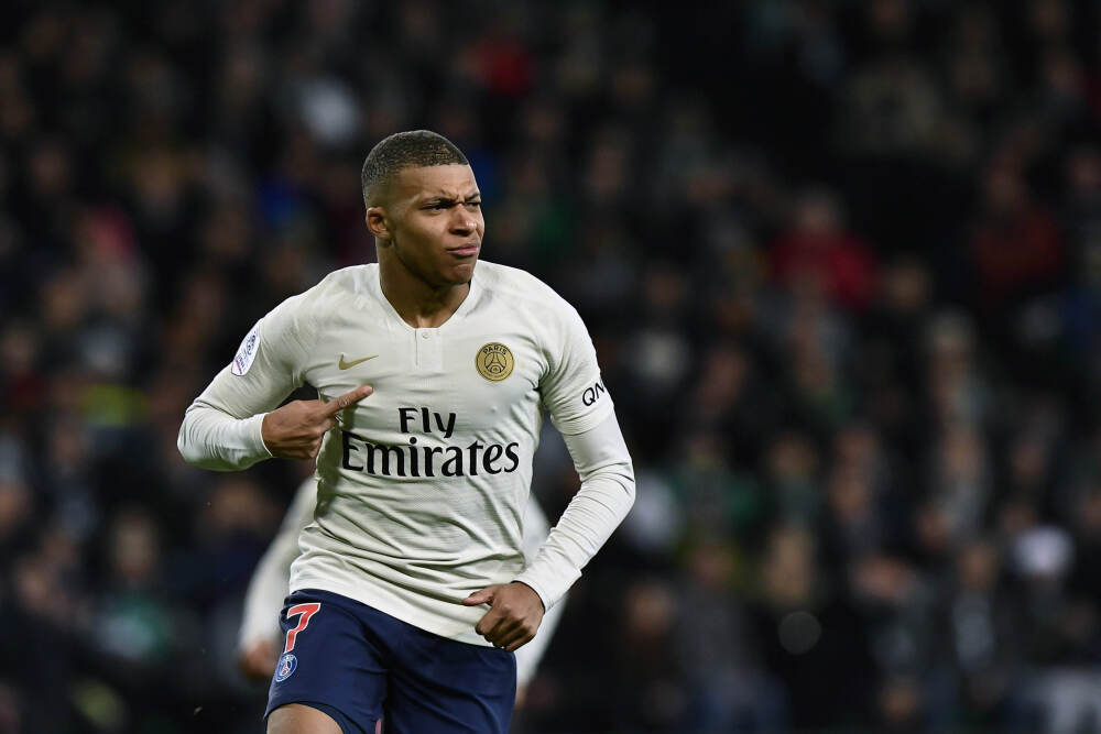 从“天才”到“怪胎”? 洪某某一年43篇SCI, 撕开学术圈遮羞布